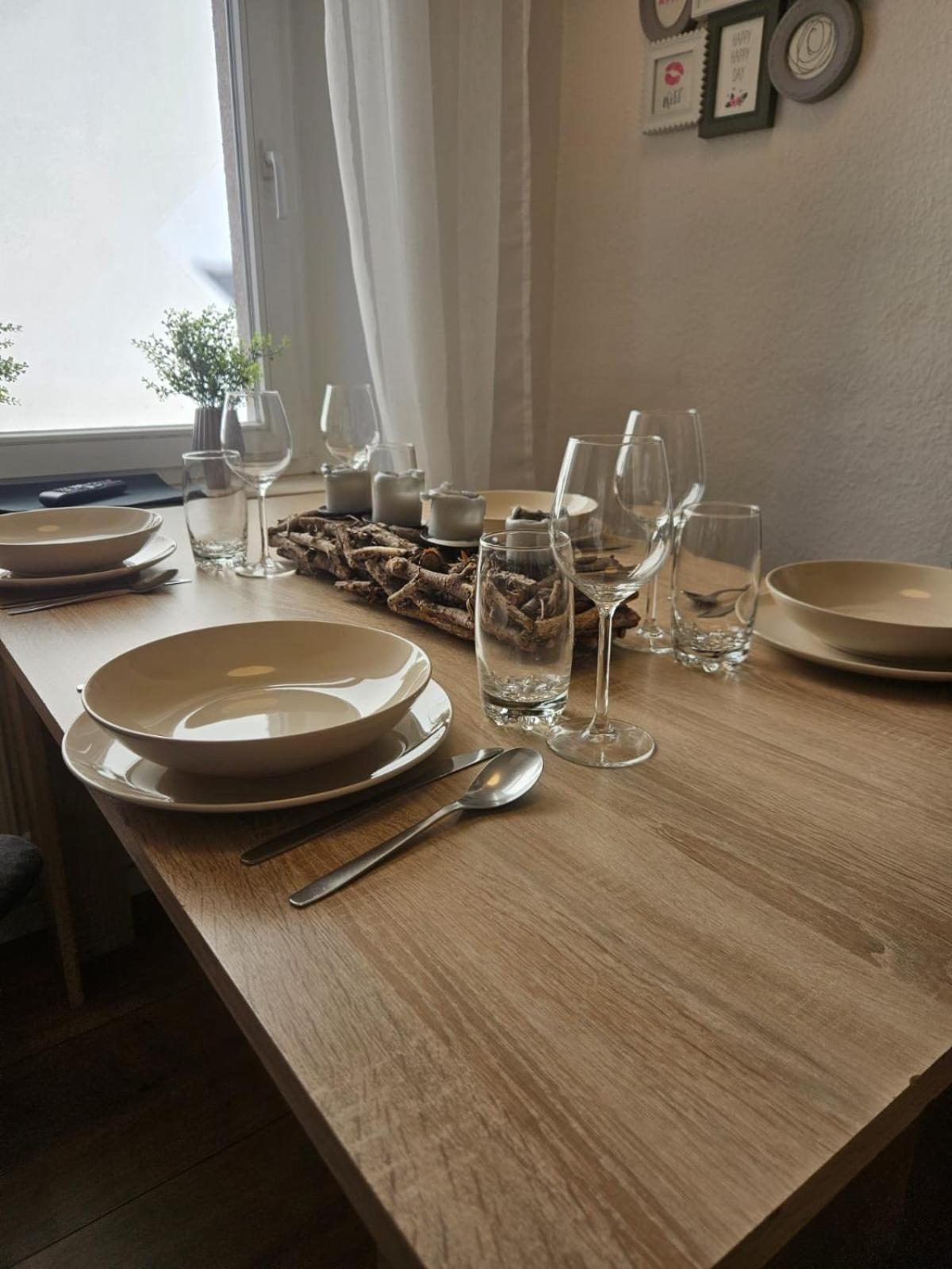 Malerische Maisonettewohnung Mit Zwei Balkonen 플라우엔 외부 사진
